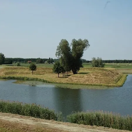In Den Verdwaalde Koogel Hotel Heusden ('s-Hertogenbosch)