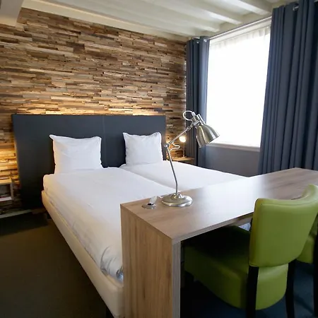 Hotel In Den Verdwaalde Koogel