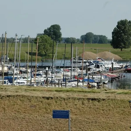 沃德瓦德库戈尔酒店 Heusden ('s-Hertogenbosch)