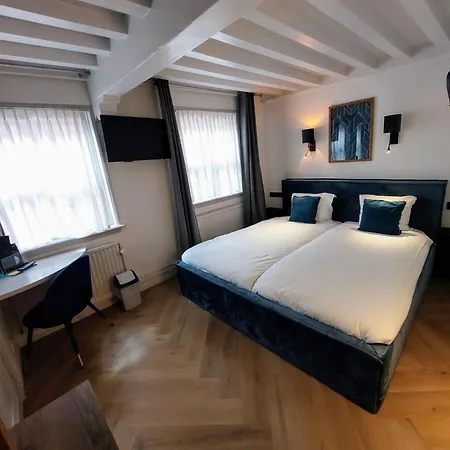 沃德瓦德库戈尔酒店 3* Heusden ('s-Hertogenbosch)